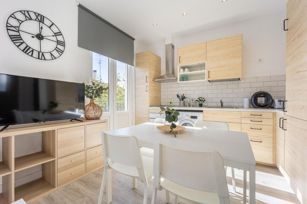 Apartamento Con Vistas En Lavapies Apartment Madrid Bagian luar foto