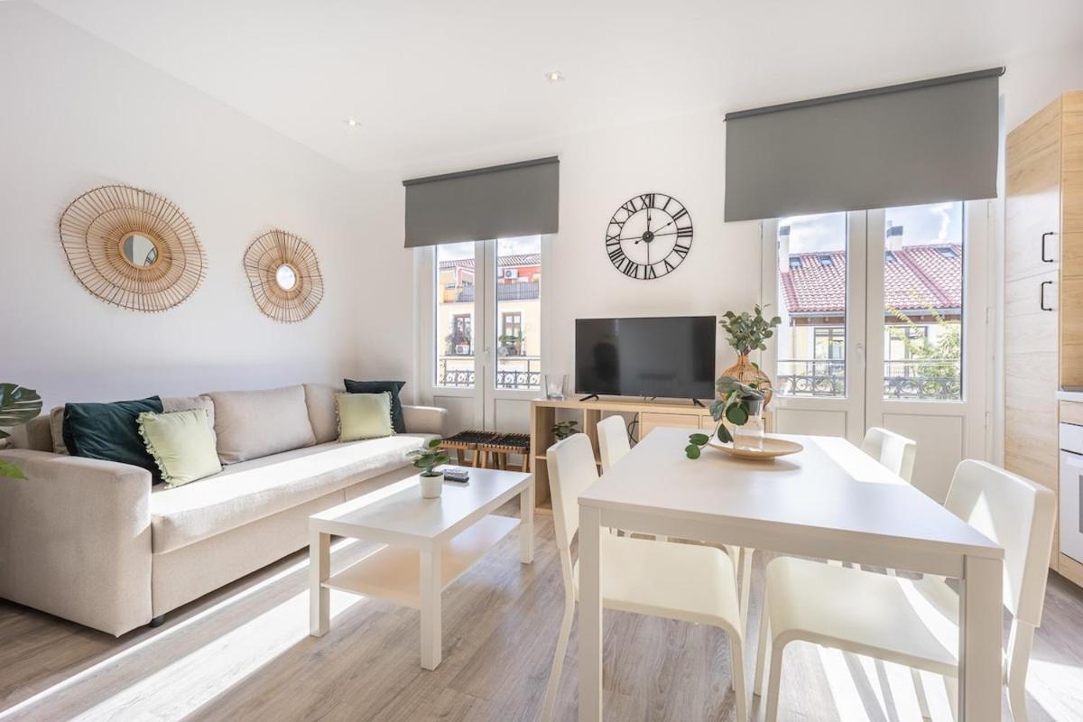 Apartamento Con Vistas En Lavapies Apartment Madrid Bagian luar foto