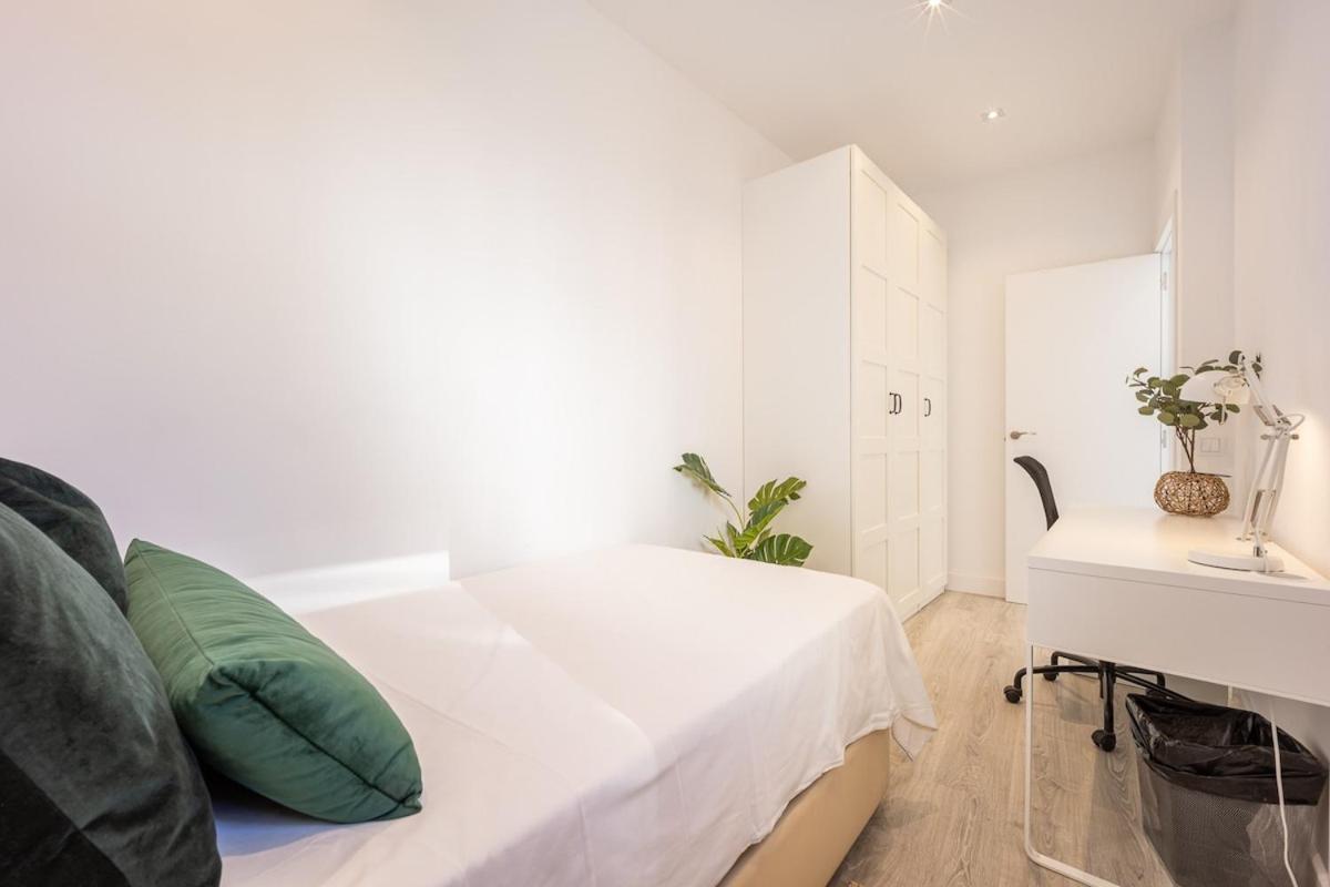 Apartamento Con Vistas En Lavapies Apartment Madrid Bagian luar foto