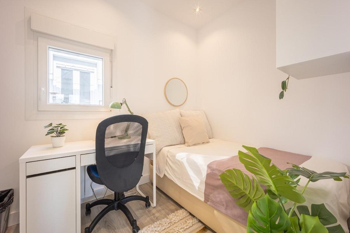 Apartamento Con Vistas En Lavapies Apartment Madrid Bagian luar foto