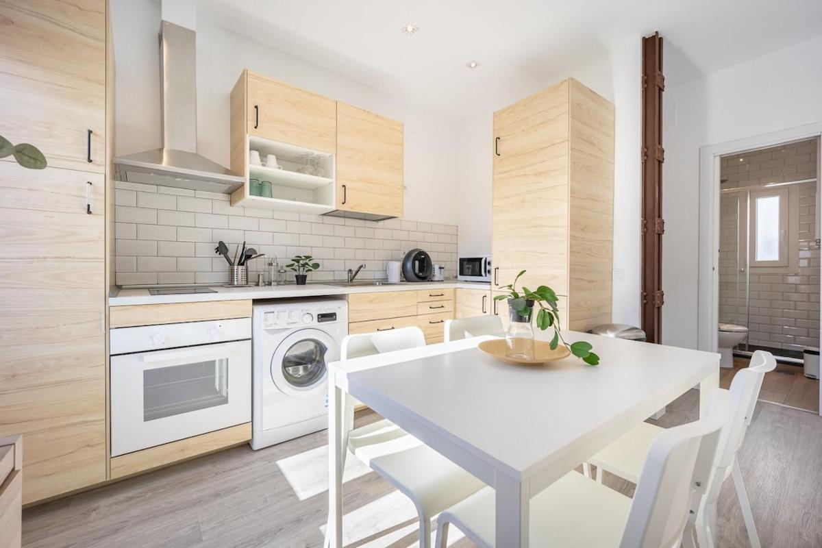 Apartamento Con Vistas En Lavapies Apartment Madrid Bagian luar foto